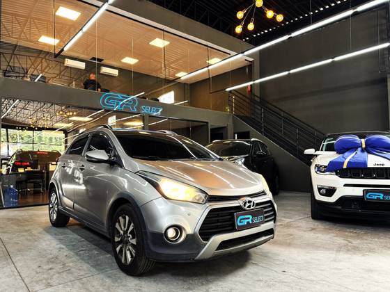 HYUNDAI HB20X 1.6 16V STYLE FLEX 4P AUTOMÁTICO